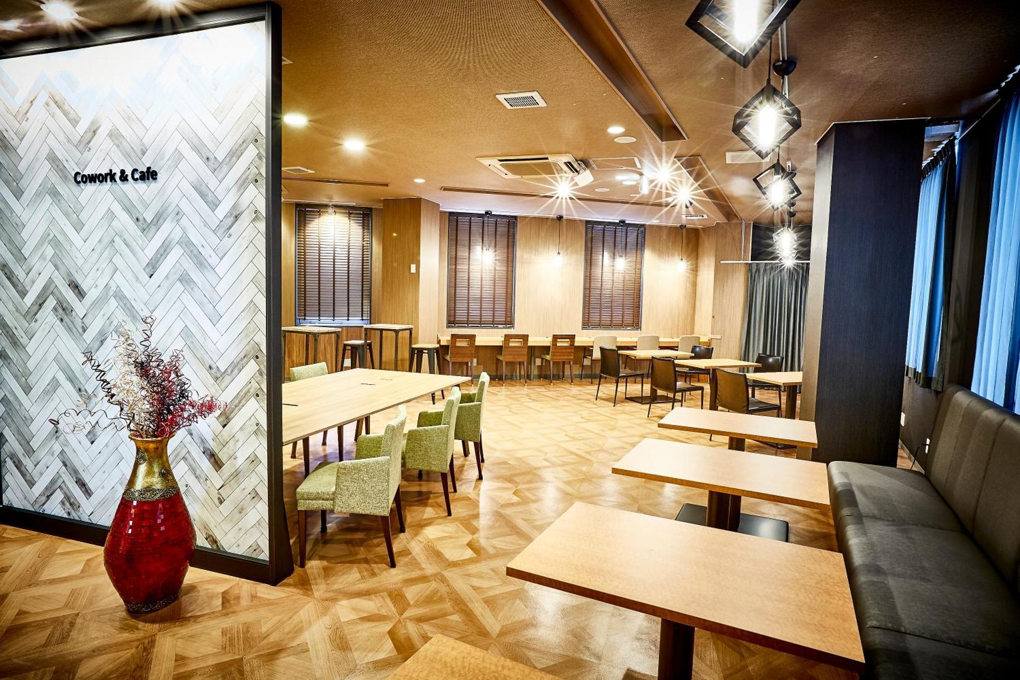Anshin Oyado Ginza Shinbashi Station-for Men Hôtel capsule *